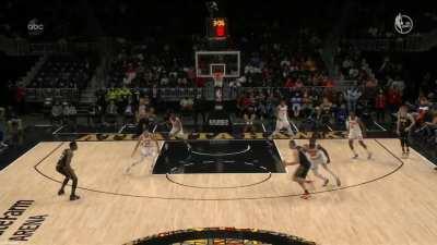 [Highlight] Julius Randle getting frustrated at Danilo Gallinari