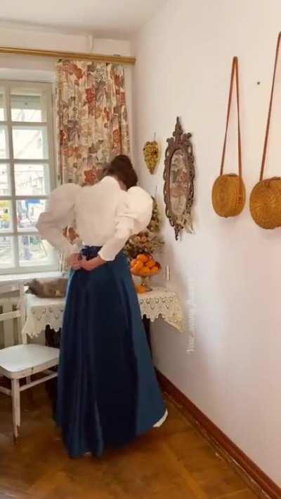 Women dressing like it's the year 1896