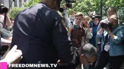 Trump fans assault Biden fan outside Trump trial