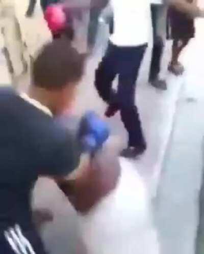 Uma pequena luta kkkkkkkkk