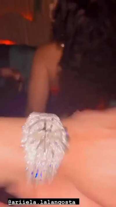 @Ariiela.lalangosta 🍑❤️