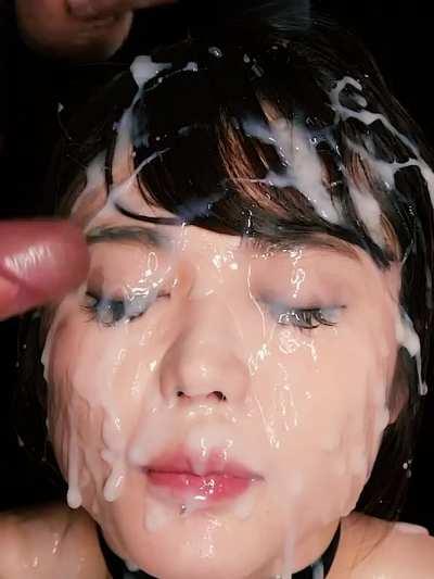 Japanese cutie Yui Kawagoe completely covered in cum