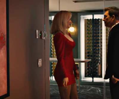 Birthday Hottie: Charlotte Sullivan in Law & Order: Organized Crime [S1E4-2021]