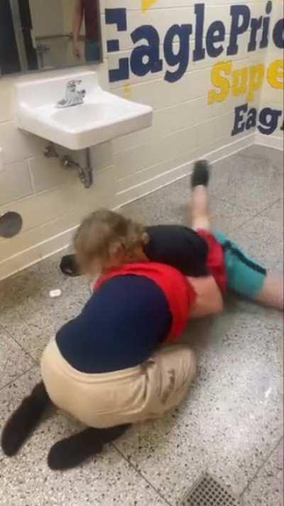 School fight I got into idk what this mf thought he was doing trying to jump me in a stall but 🤷‍♂️