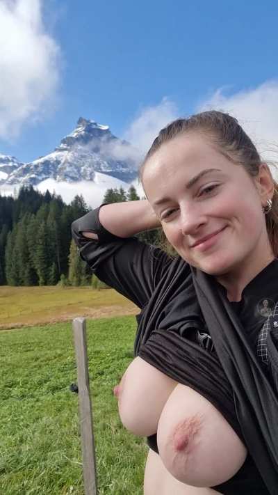 how to cool down while hiking 