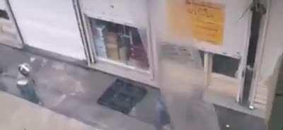 Basij thugs spotted at Cheragh Barq