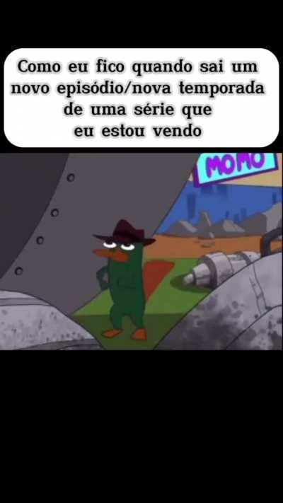 Eu o dia inteiro antes de ver o novo episódio/a nova temporada, porque depois são os surtos e teorias sobre