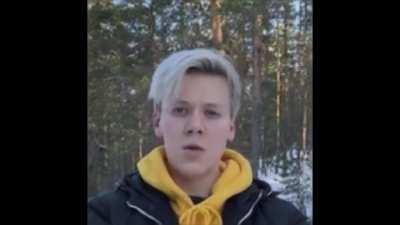 white boi sings beautiful song in the snow