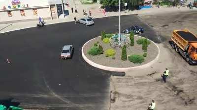 The cops are more drunk than this driver