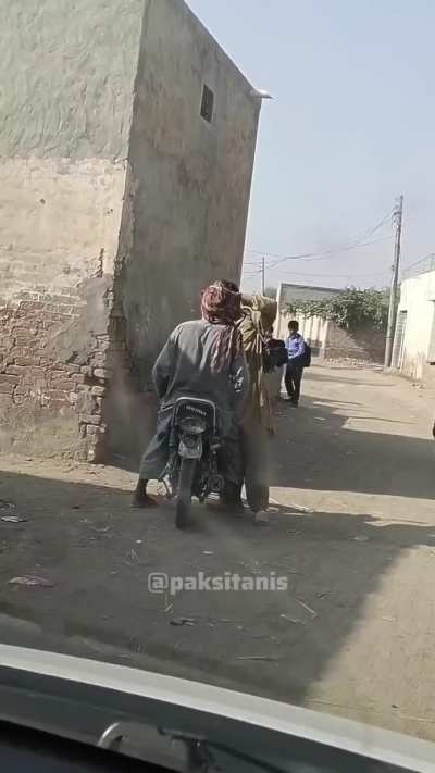 No one can compete this qoum 🤣