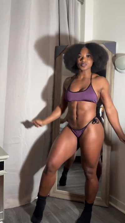 They said I’m Gaining weight 🤭🤪💪🏾  #fitnessmotivation #fitnessmodel #naturalbodybuilding #naturalhair #naturalbeauty #bodybuilder #bodybuilding