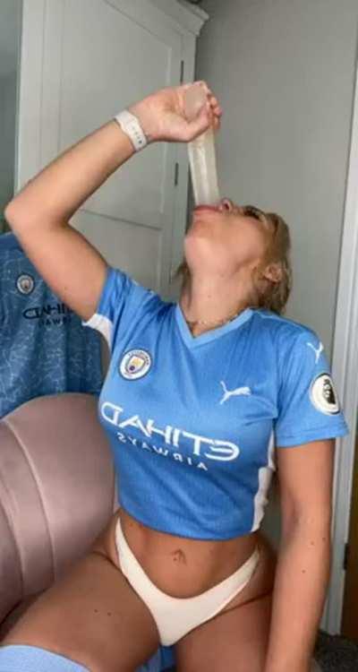 Sporty Blonde - Name?