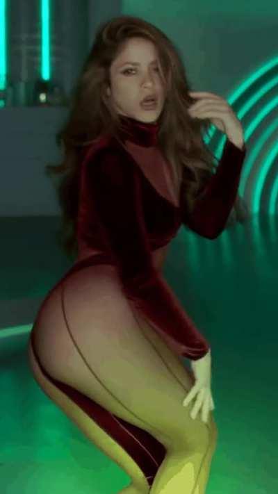 can't get enough of Shakira's ass