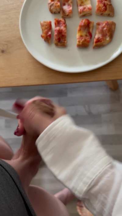 At our house I eat pizza this way...