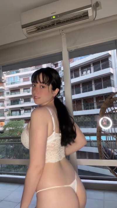 My beautiful body awaits your soft hands