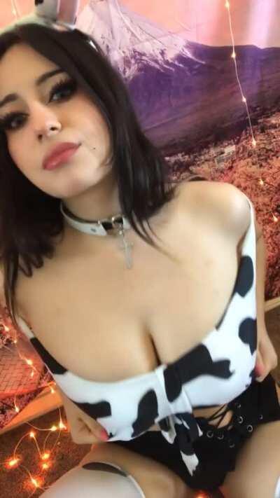 (Self) My milk keeps leaking