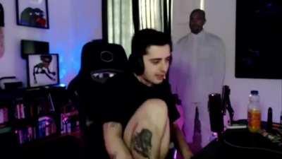 Quien se pega la mision pa ayudar al ADMIN