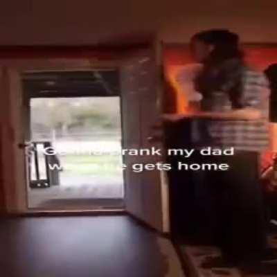 prank on dad 😂😂