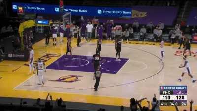 [Highlight] AD with a big throwdown to cap off a 42-point night against the Suns