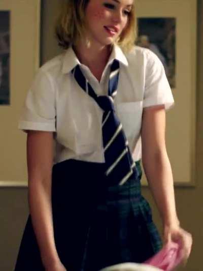 Ana de Armas showing off in her schoolgirl outfit