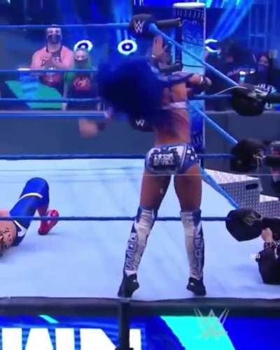 Sasha is so extra I love her so much 😂❤