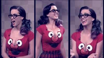 Katy Perry SNL 2010