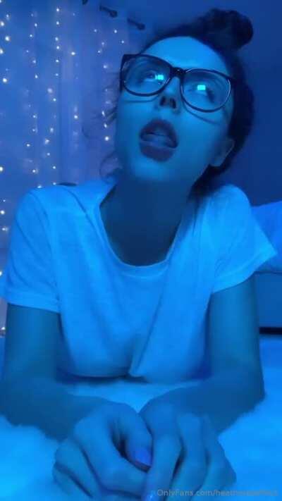 Heatheredeffect tongue teasing