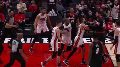 [Highlight] Tempers flare between Nurk and Herro