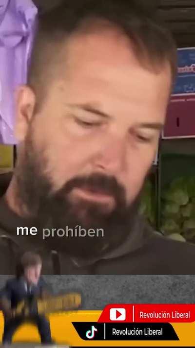 Me identifica con este flaco