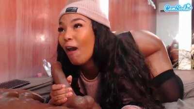 Her throat is insane 😳😍😫