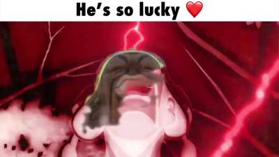 Look at how lucky he is 🥺