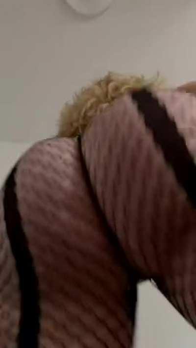 Rip my fishnets off me