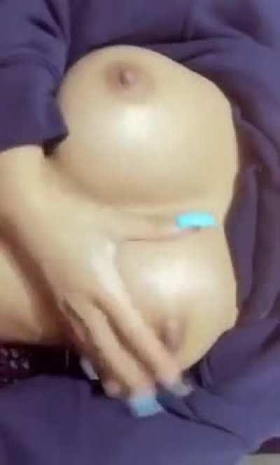 ember_res_publica on insta 18yo [teen nudes + dm me]