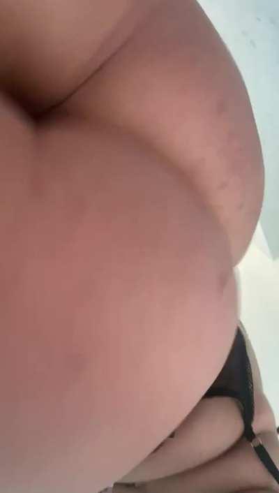 I just want to make you horny