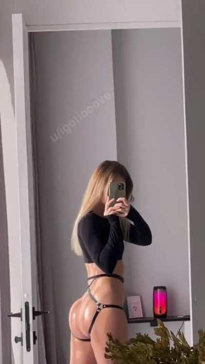 My ass is enjoying a sunny day [STBA]