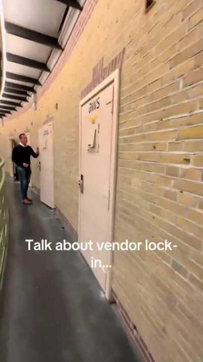 A tour of the Amazon office in the Netherlands, which is located in a former prison.The cells for prisoners were converted into offices and meeting rooms.