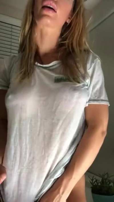 Nicole Wet Shirt and Ass
