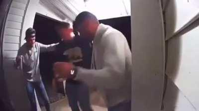 Drunk guy tries to open door with a pizza cutter.