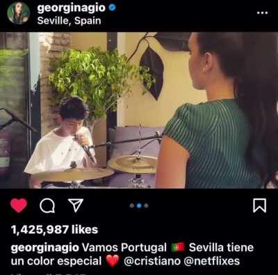 Cristiano Ronaldo’s son singing sicko mode
