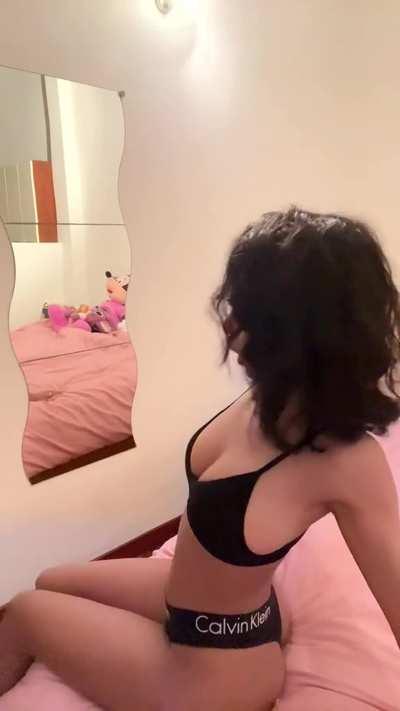 I'm home alone.. please cum over