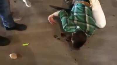 I sure do love some peaceful protesting