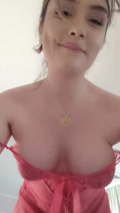 working my teasing skills 😏🤭