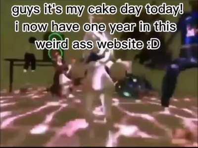 Its my cake day (⁠・⁠∀⁠・⁠)