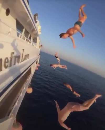 Скажите, что это был не дрон