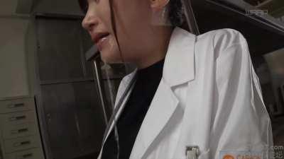 Doctor Honoka comes for a face fucking