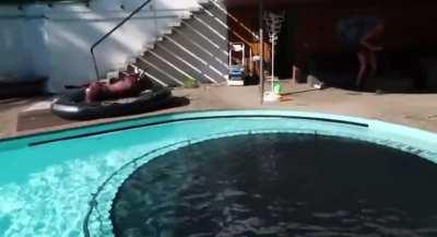 WCGW Jumping Trampoline Under Water