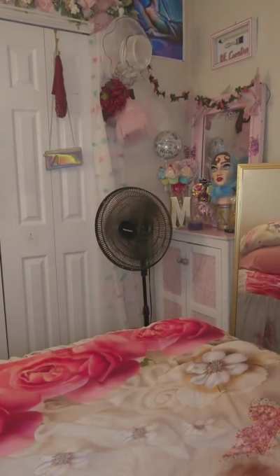 Fat Wide Hip Mature Massive Spread