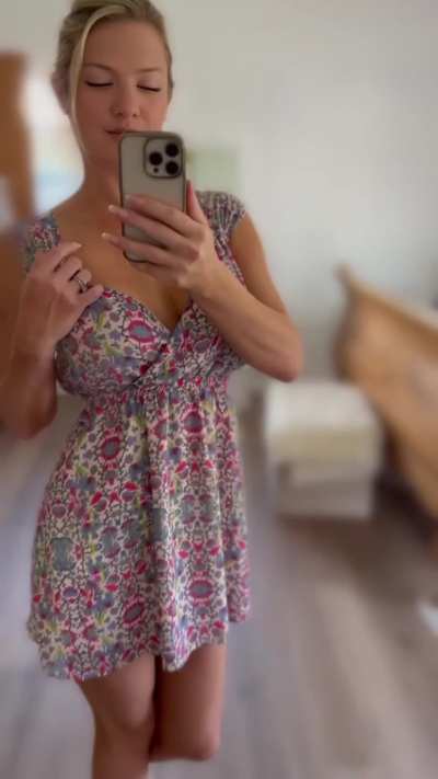 You see me at the grocery store without panties&hellip;do you say something or pretend you didn&rsquo;t notice at all?