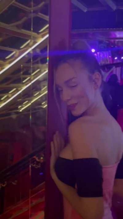 Hottie in pink & black