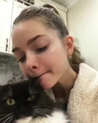 HMC while I nom on my cats ear